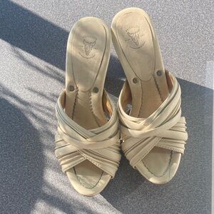 Frye Cream Women's Mules